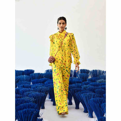 Baise Gaba Yellow Printed Feminine Collar Atrangi Shirt with Slip (Set of 2)
