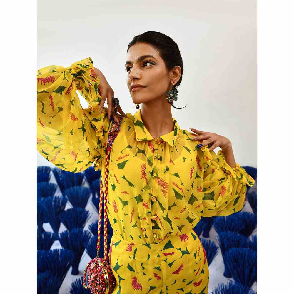 Baise Gaba Yellow Printed Feminine Collar Atrangi Shirt with Slip (Set of 2)
