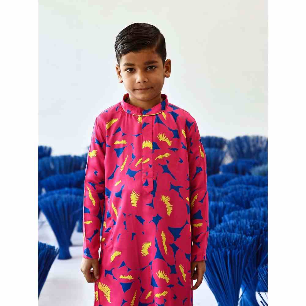 Baise Gaba Natkhat Kurta (Set of 2)
