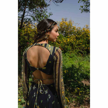 Baise Gaba Cosmos Lehenga - Black (Set of 3)