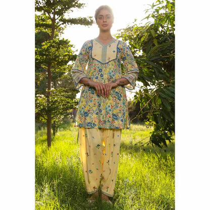 Baise Gaba Tulie A-Line Kurta - Yellow (Set of 2)
