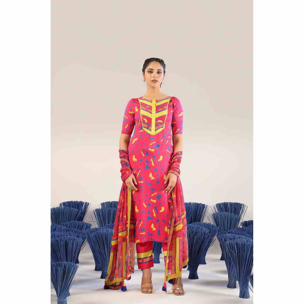 Baise Gaba Anni printed straight Kurta with Pant & Dupatta (Set of 3)