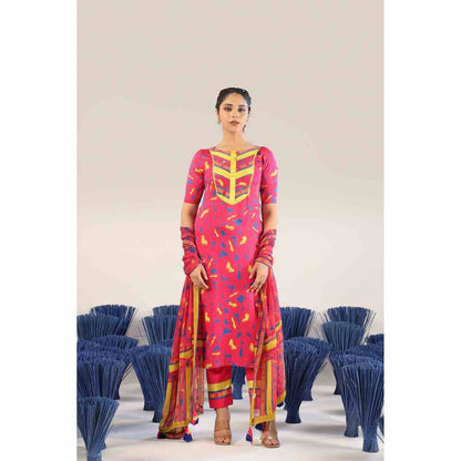 Baise Gaba Anni printed straight Kurta with Pant & Dupatta (Set of 3)