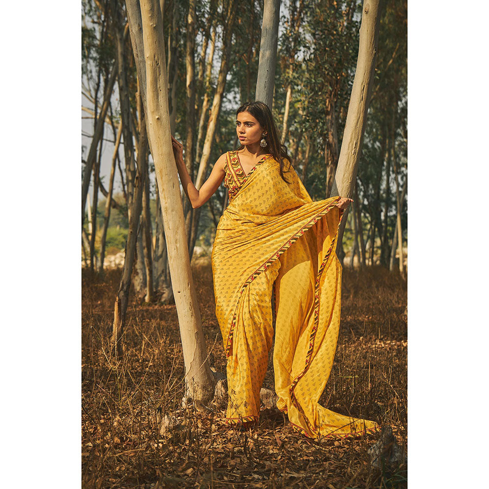 Crepe Yellow Sarees - Buy Crepe Yellow Sarees online in India