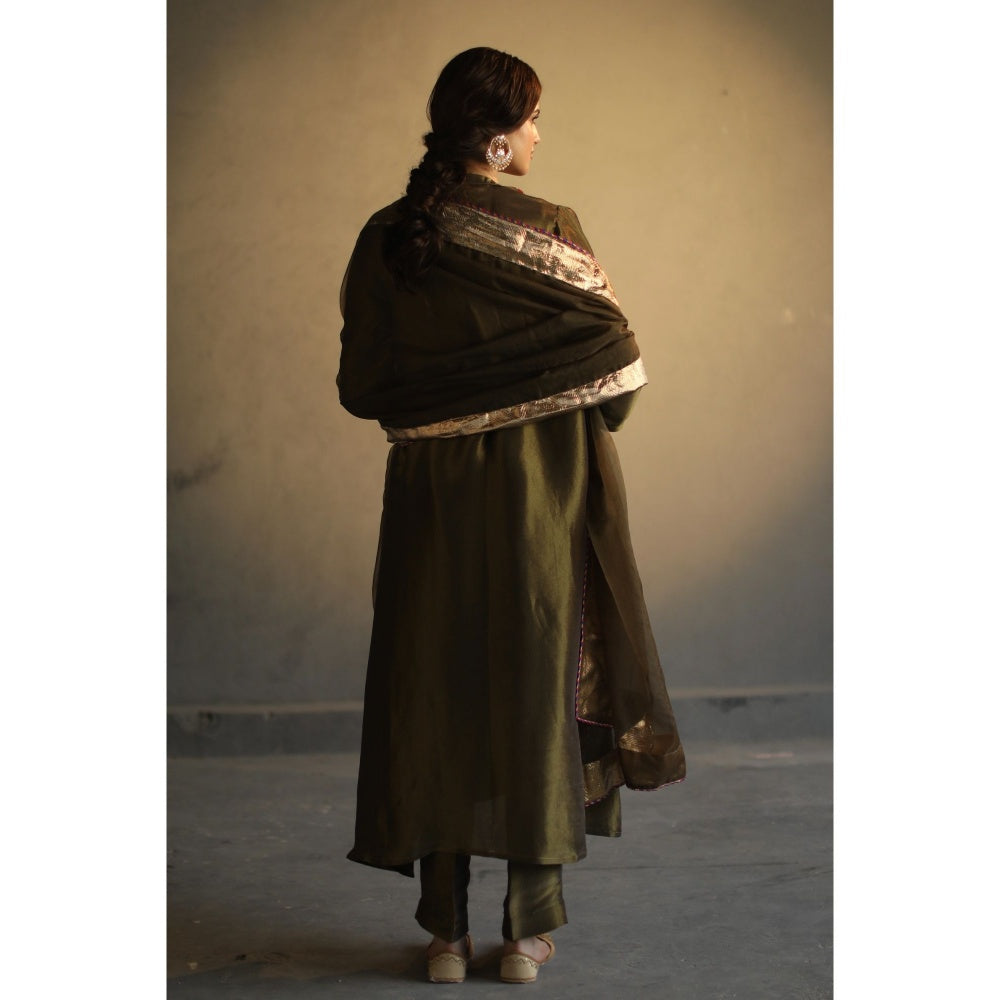Begum Pret Sitara Kurta - Olive (Set of 3)