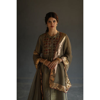 Begum Pret Sitara Kurta - Grey (Set of 3)