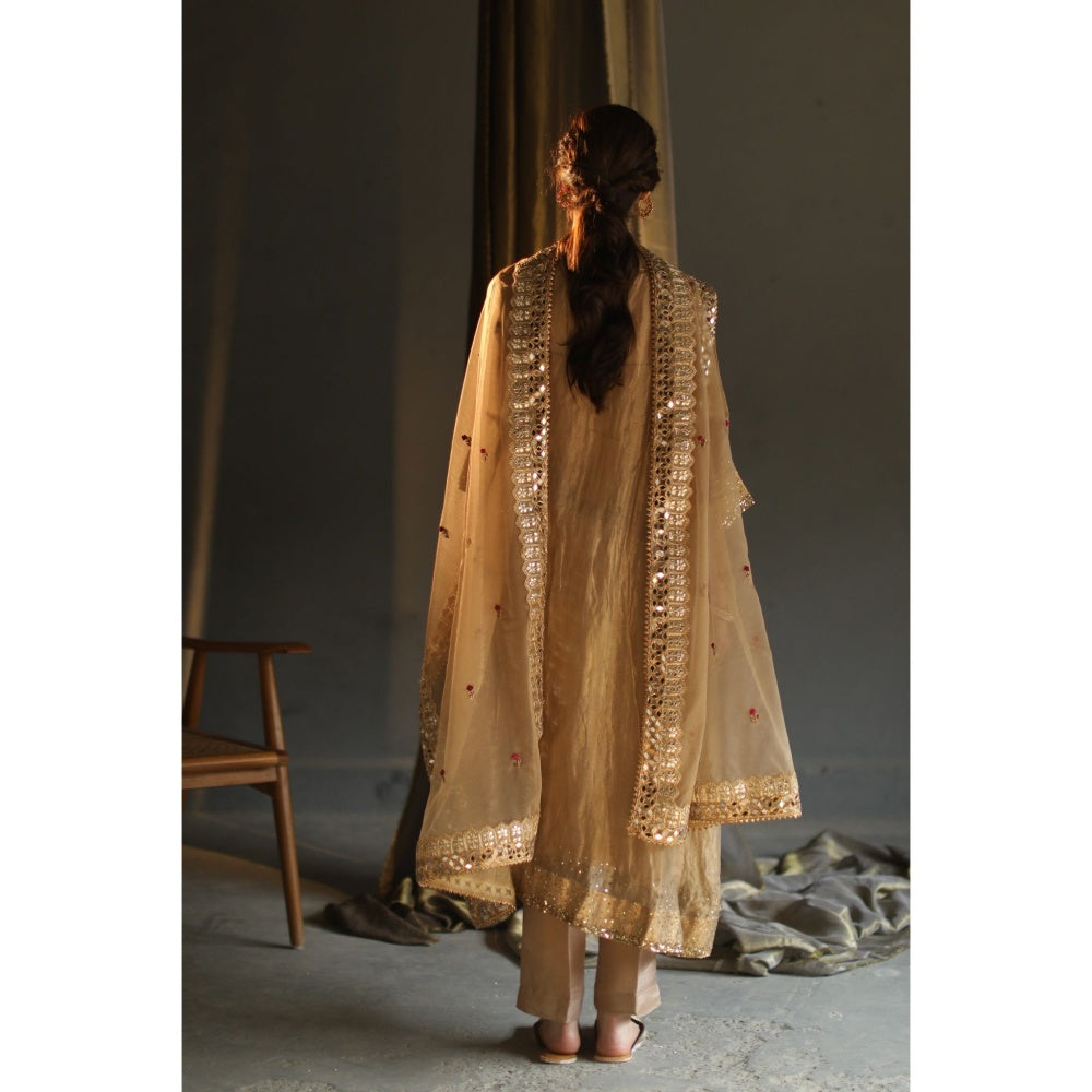 Begum Pret Gulal Kurta - Beige (Set of 4)