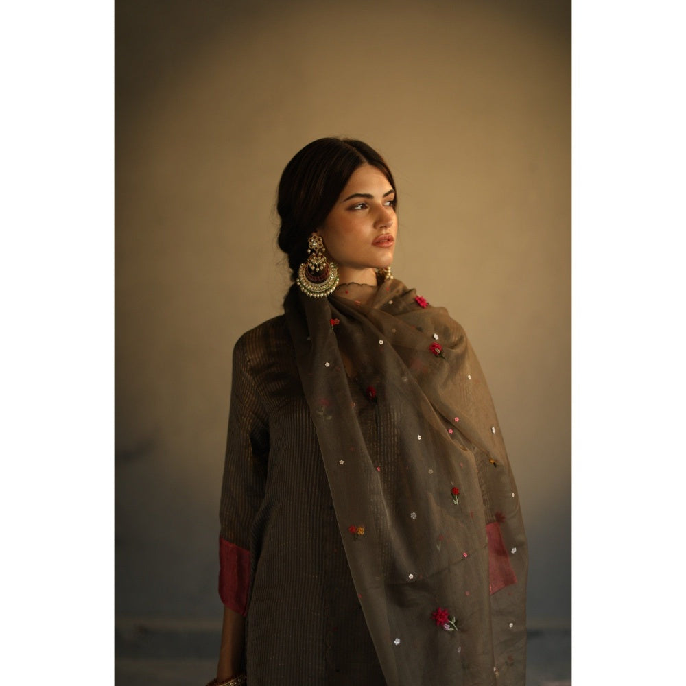 Begum Pret Jhilmil Kurta - Charcoal Grey (Set of 4)