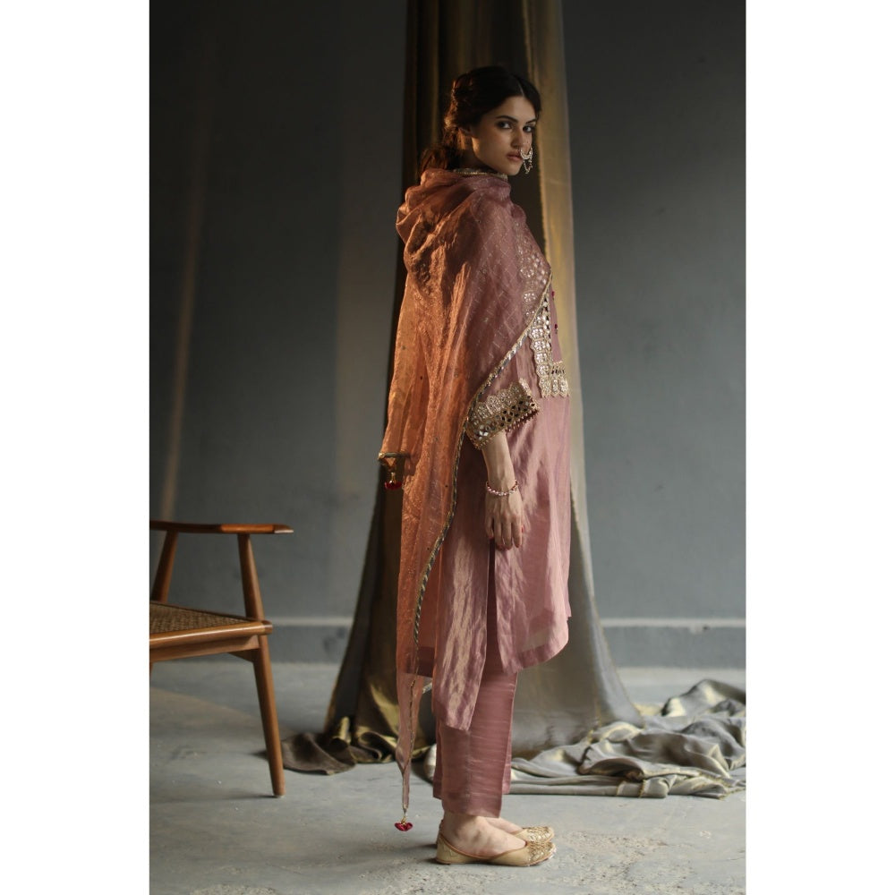 Begum Pret Nakasha Kurta - Rose Pink (Set of 4)