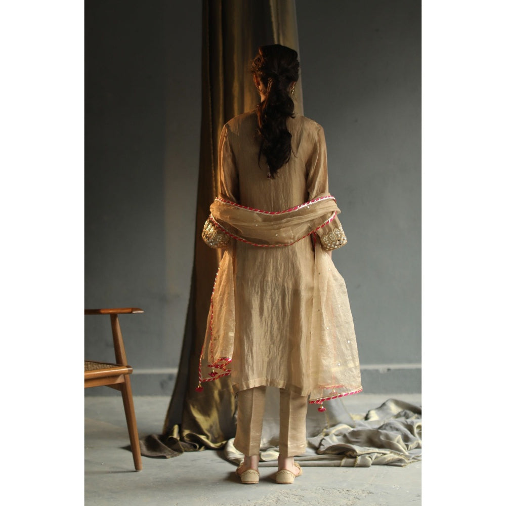 Begum Pret Nakasha Kurta - Beige (Set of 4)