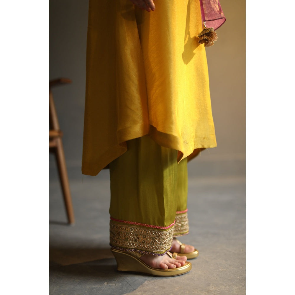 Begum Pret Chandni Kurta - Mustard (Set of 3)