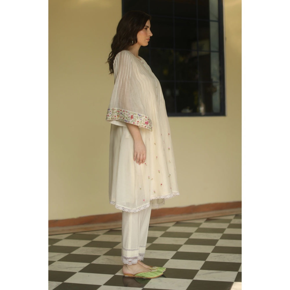 Begum Pret Kira Floral Kurta - Ivory (Set of 3)