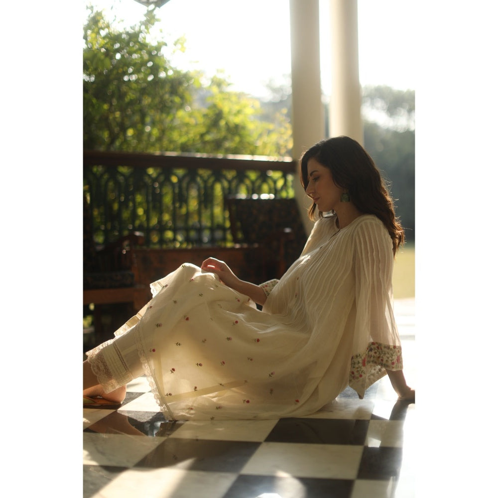 Begum Pret Kira Floral Kurta - Ivory (Set of 3)