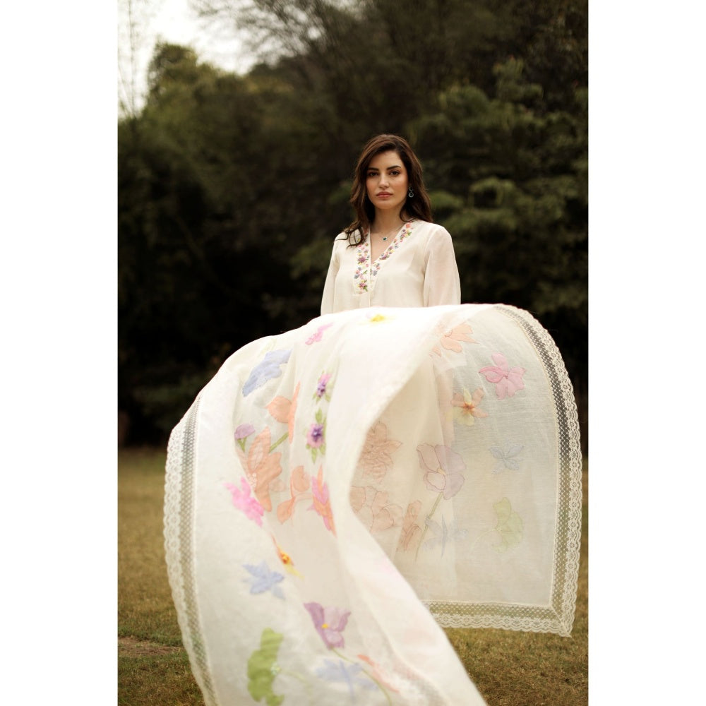 Begum Pret Fiza Suit - Ivory (Set of 4)