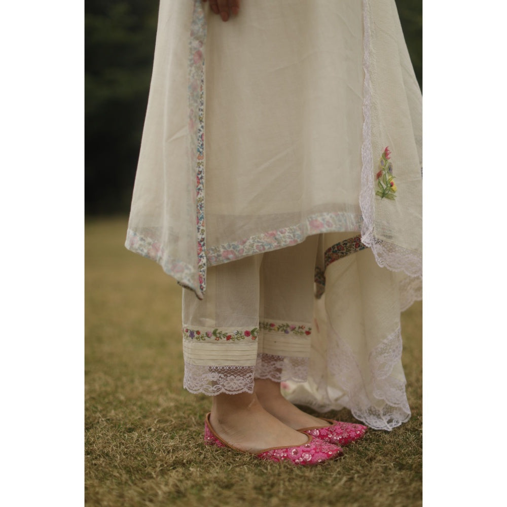 Begum Pret Iris Suit - Ivory (Set of 4)