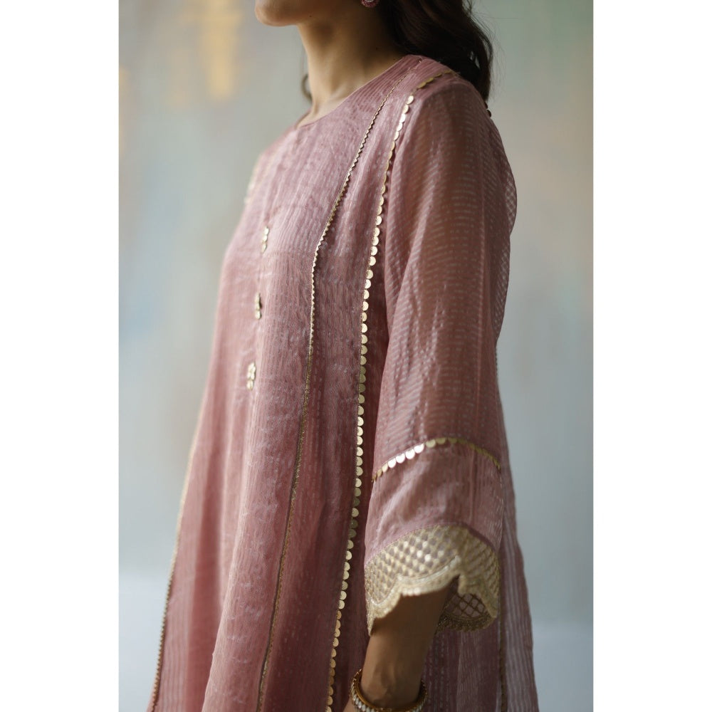 Begum Pret Noor Plum Kurta (Set of 2)