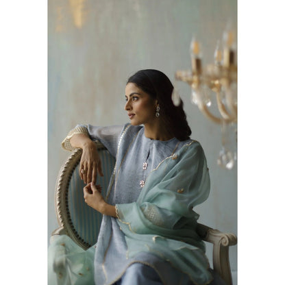 Begum Pret Gulab Aqua Dupatta