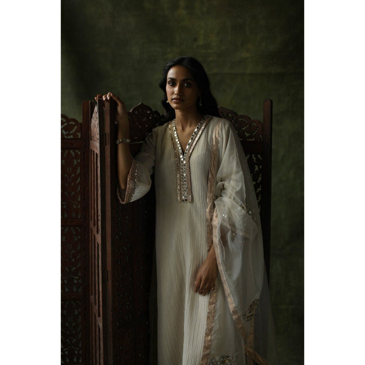Begum Pret Ivory Bahaar Mirror Work Kurta (Set of 4)