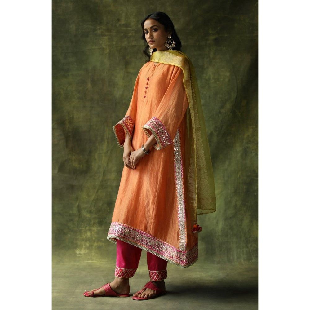 Begum Pret Burnt Orange Dia Kurta (Set of 4)