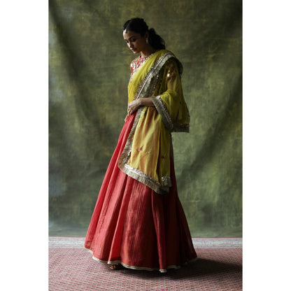 Begum Pret Pink Sifat Lehenga (Set of 3)