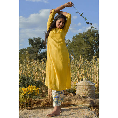 Baise Gaba Yellow Suit (Set Of 2)