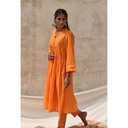 Baise Gaba Orange Parnika Ila (Set Of 2)
