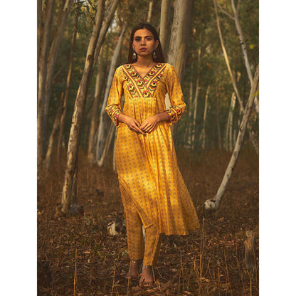 Baise Gaba Yellow Bee Balm Kurta