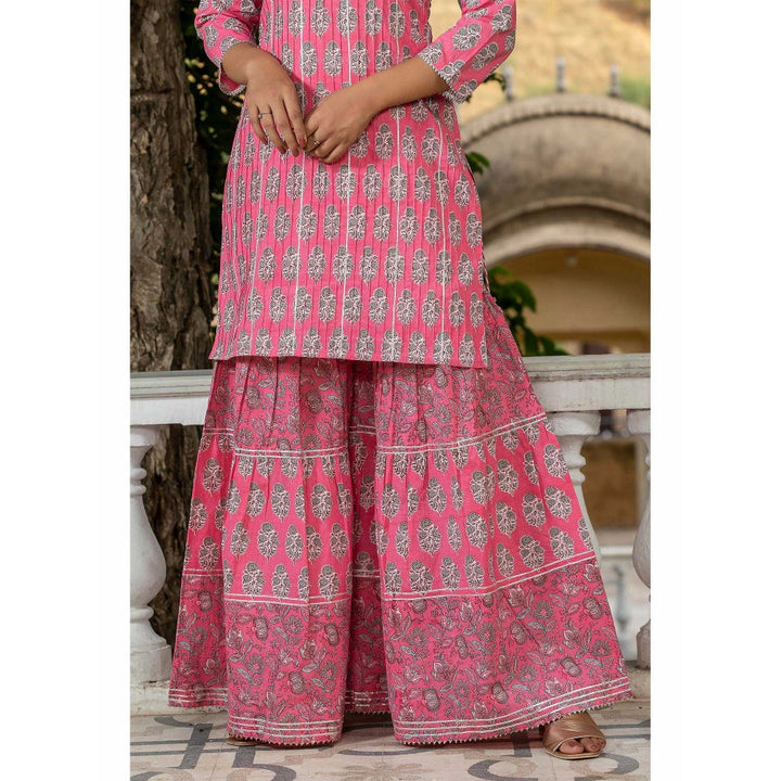 Bhayli Pink Printed Kurta Along With Pintucks And Gotta Detailing With Sharara - (Set of 2)