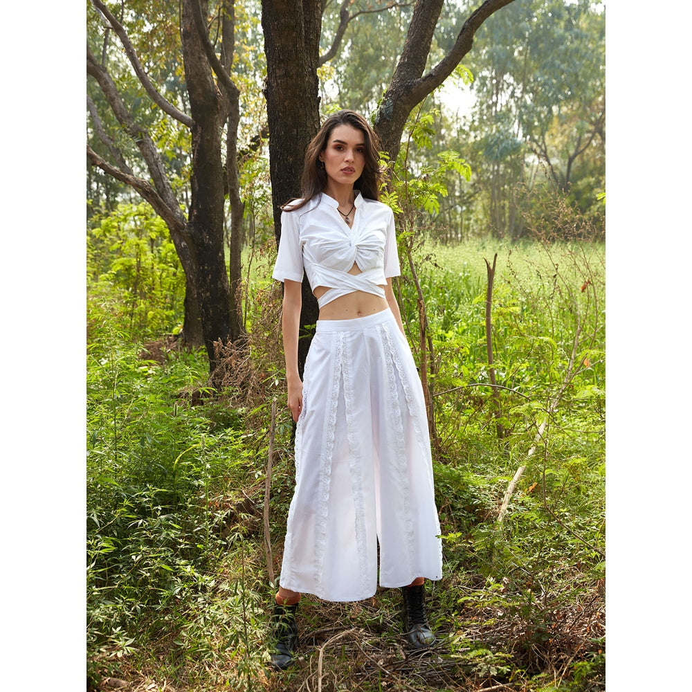 Blue Hour Cannoli Knotted And Tie Up Poplin Crop Top White