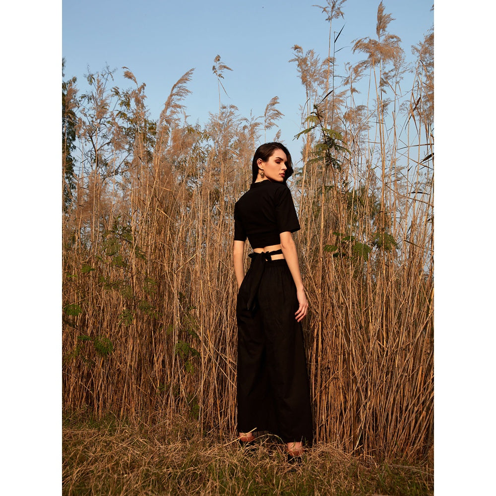 Blue Hour Delisioco Knotted And Tie Up Poplin Crop Top Black