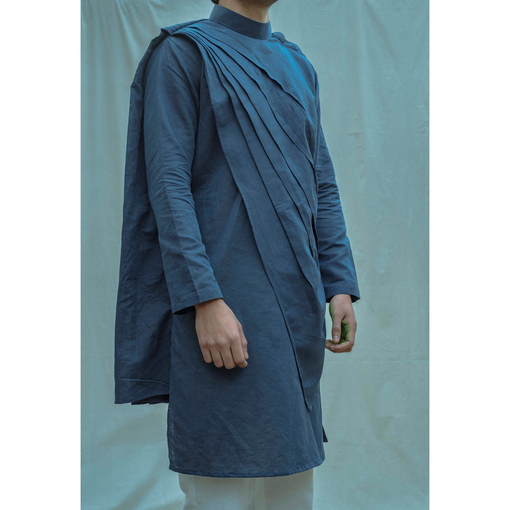 Bohame Cotton X Linen Back Pleated Kurta With Pajama In Royal Blue (Set of 2)