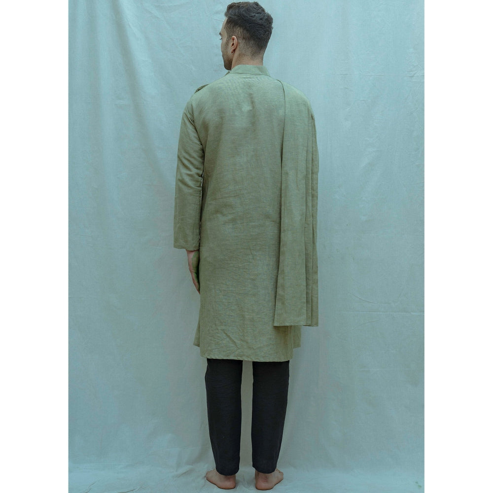 Bohame Cotton X Linen Back Pleated Kurta With Pajama In Green (Set of 2)