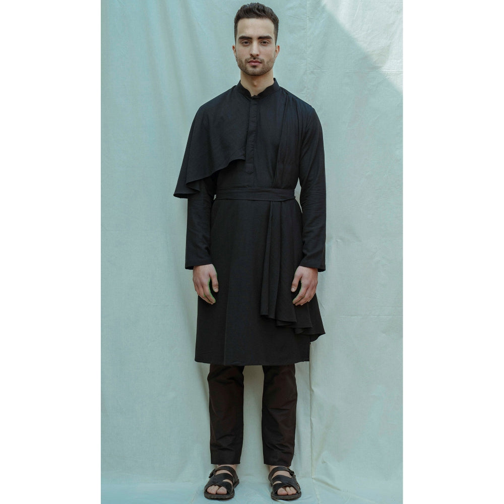 Bohame Cotton X Linen Cape Style Kurta With Pajama In Black (Set of 2)