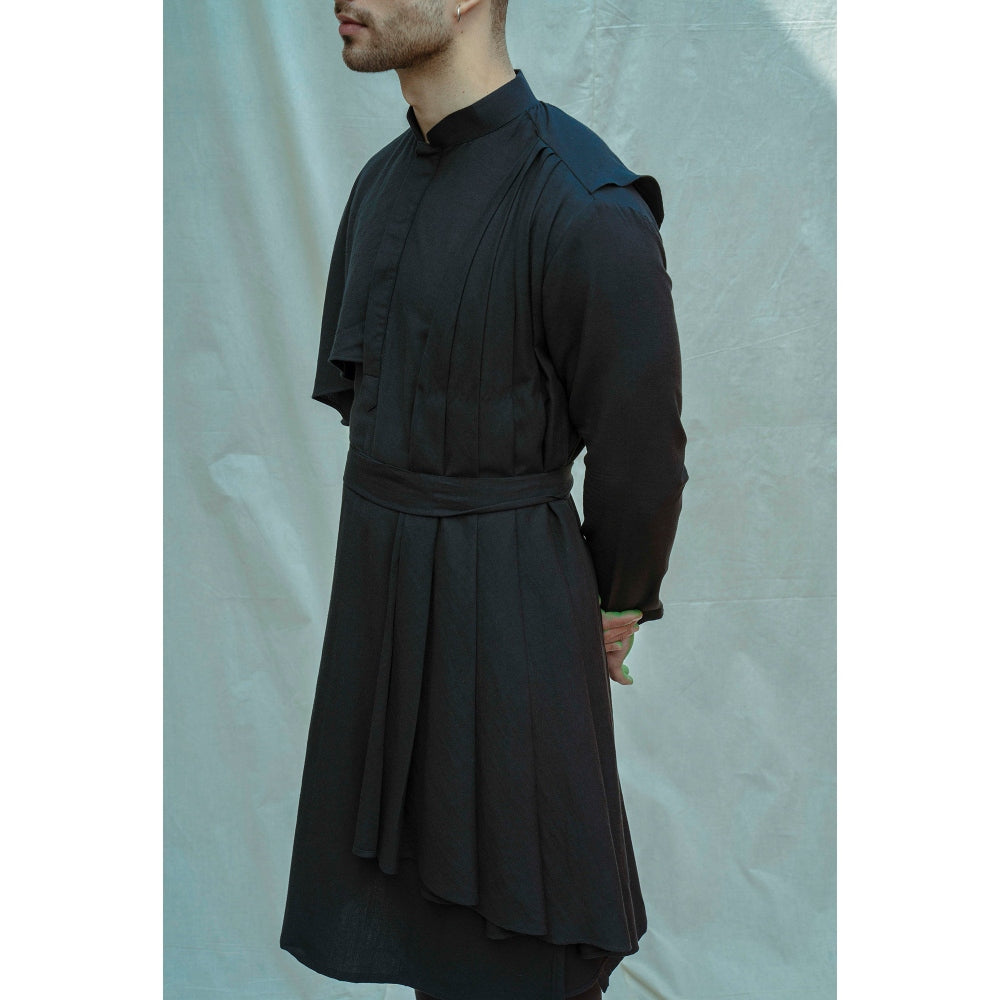 Bohame Cotton X Linen Cape Style Kurta With Pajama In Black (Set of 2)