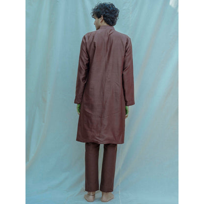 Bohame Front Cut Overlapped Kurta With Pajama In Chanderi Silk (Set of 2)