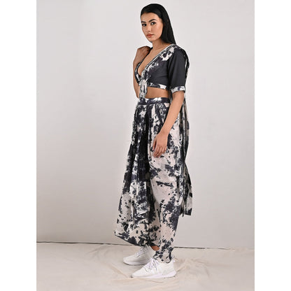 Bohame Arcadia Tie Dye Grey & White Concept Saree (Set of 2)