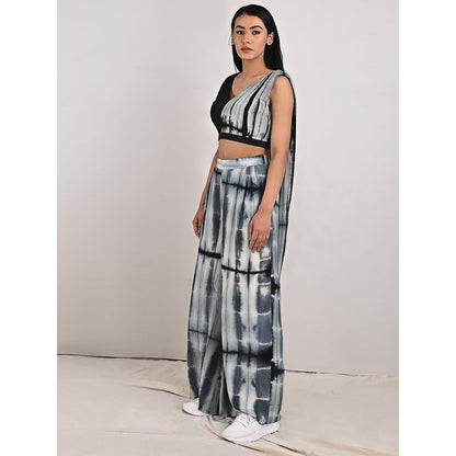 Bohame Alafia Light Grey Concept Saree (Set of 2)