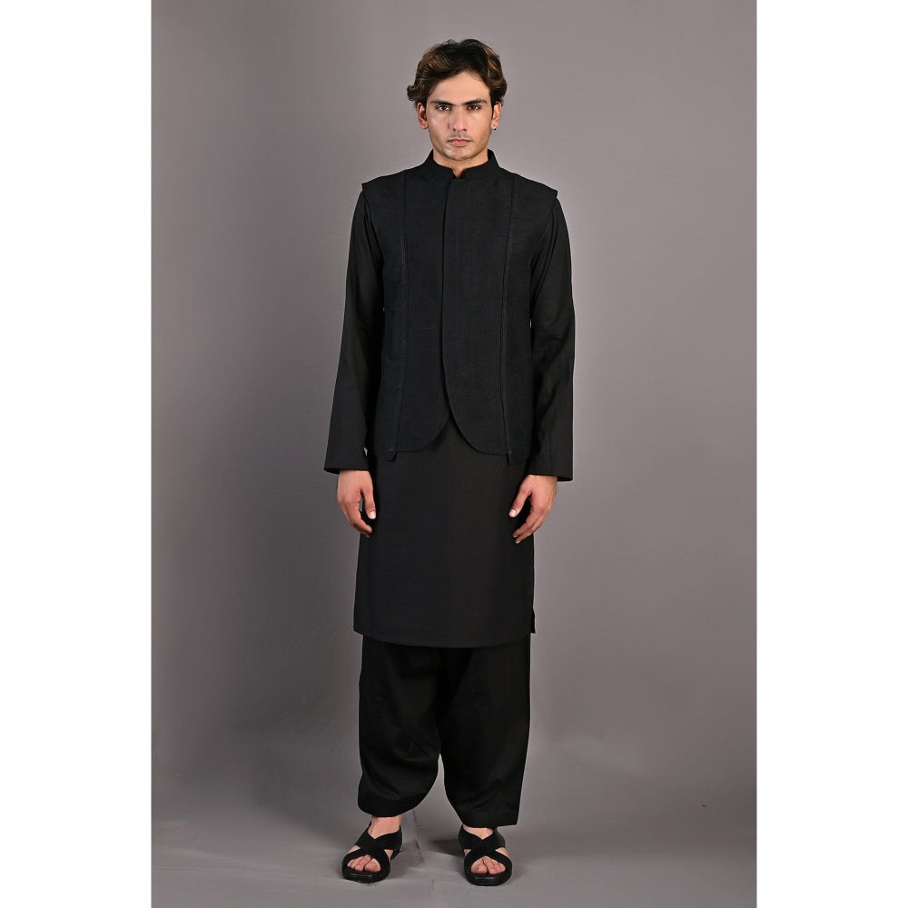 Bohame Haruka Kurta with Nehru Jacket (Set of 3)