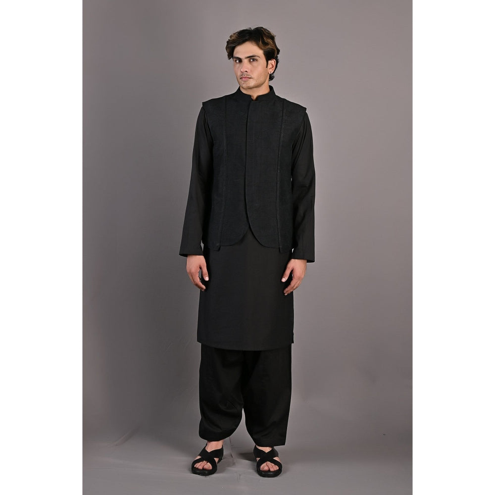 Bohame Haruka Kurta with Nehru Jacket (Set of 3)