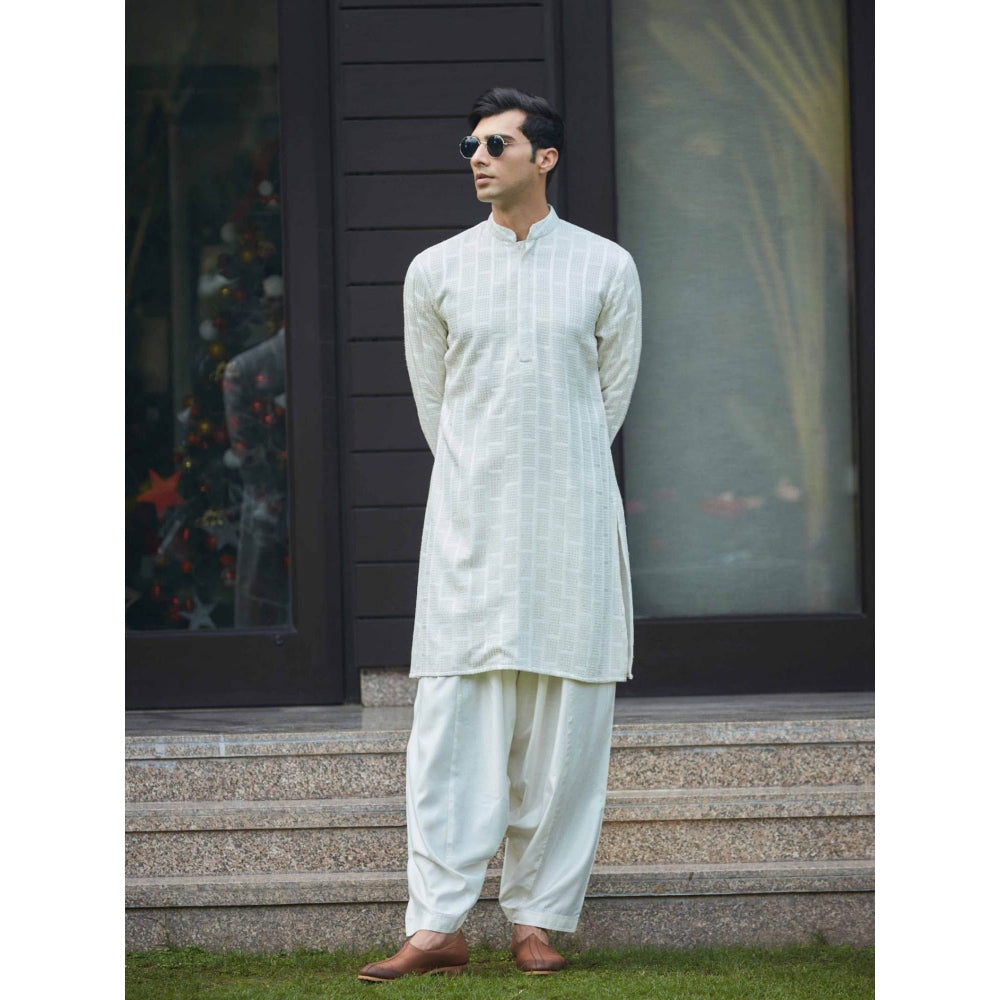 Bohame Tarusa - Chikankari Kurta (Set of 2)