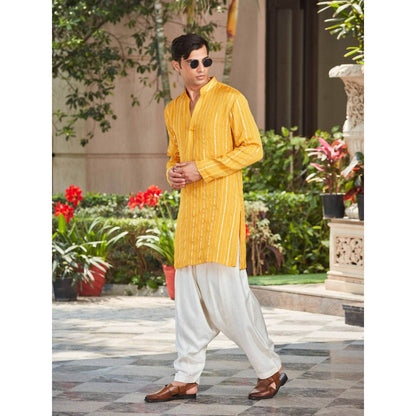 Bohame Nireka - Chikankari Kurta (Set of 2)