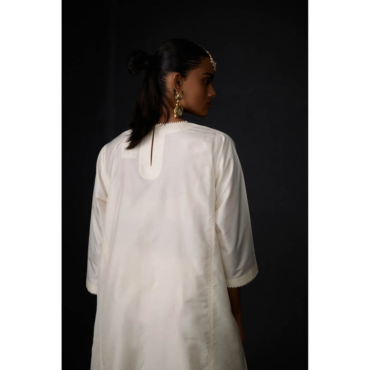 BRIH Embroidered Tunic and Trouser - White (Set of 2)