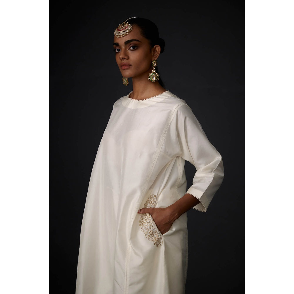 BRIH Embroidered Tunic and Trouser - White (Set of 2)