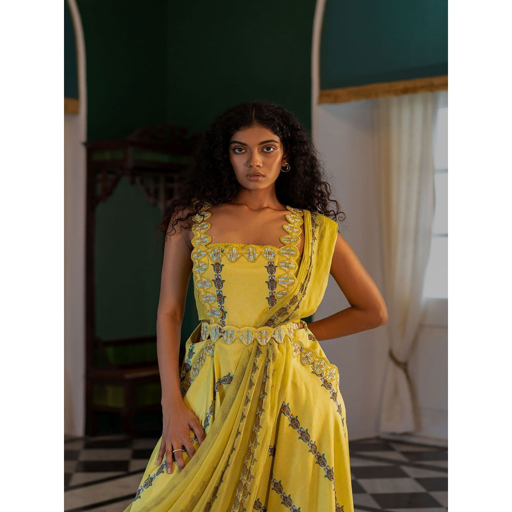 17 : 17 by Simmi Saboo Yellow Evil Eye Print Suspender Saree & Blouse with Belt (Set of 3)