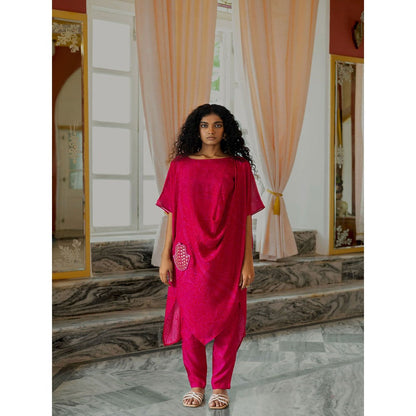 17 : 17 by Simmi Saboo Pink Mandala Evil Eye Patch Pocket Cowl Co-Ord (Set of 2)