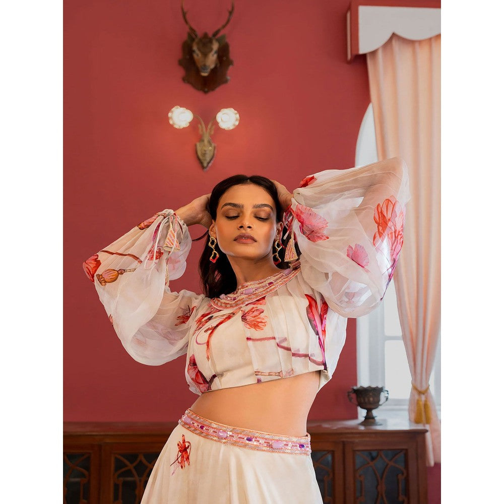 17 : 17 by Simmi Saboo Off White Dragon Fly Ballon Bustier & Skirt (Set of 2)