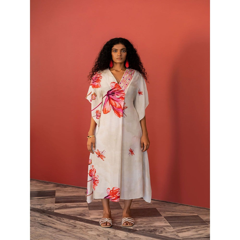 17 : 17 by Simmi Saboo Off White Dragonfly Print V-Neck Kaftan