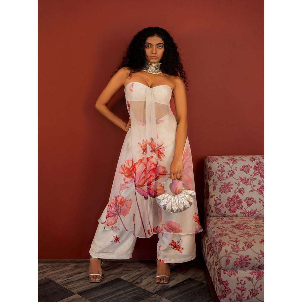 17 : 17 by Simmi Saboo Off White Dragon Fly Tube Knot Flap Slit Kurta with Palazzo (Set of 2)