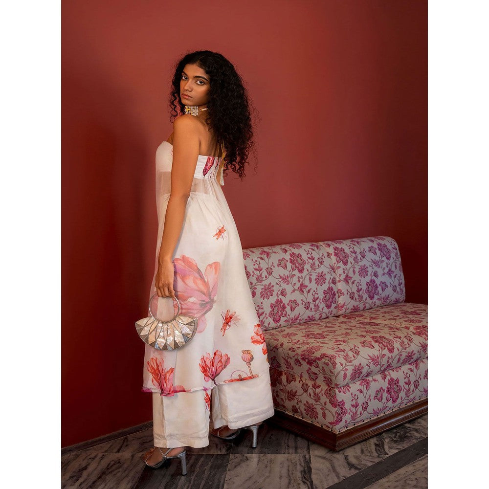 17 : 17 by Simmi Saboo Off White Dragon Fly Tube Knot Flap Slit Kurta with Palazzo (Set of 2)