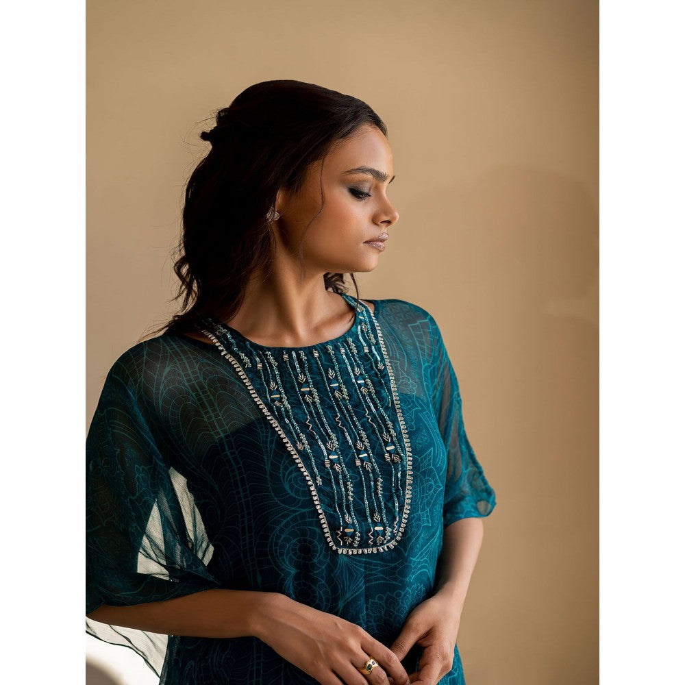 17 : 17 by Simmi Saboo Teal Mandala Tube Inner Chiffon Kaftan with Embroidered Neck (Set of 2)
